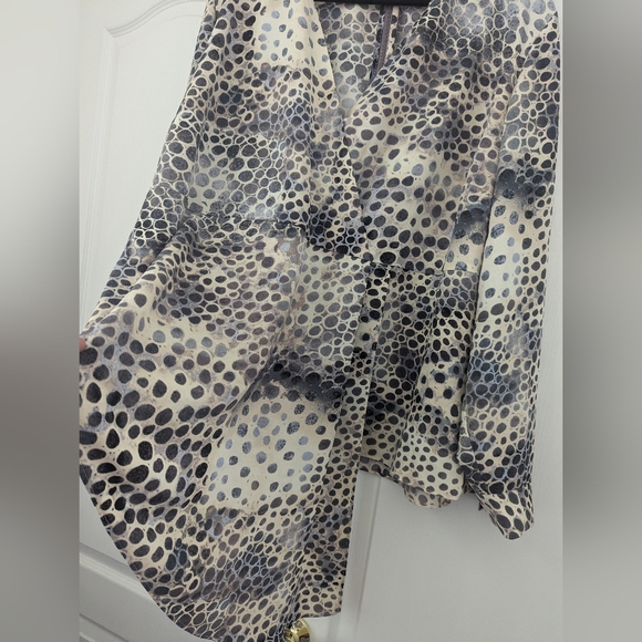 Alfani Animal Print Asymmetric Peplum Blouse 3x - Picture 3 of 6